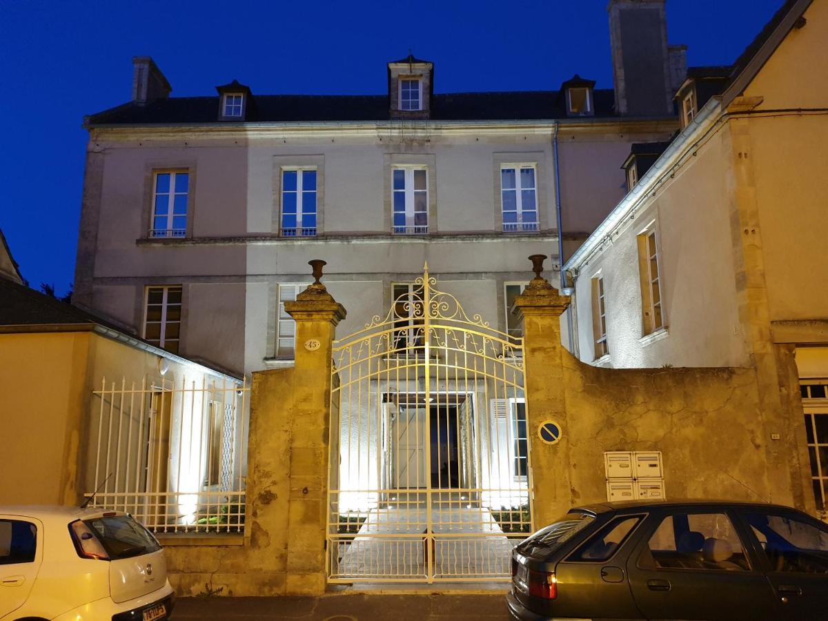 Au Loup Historic Apartments Bayeux Exterior foto