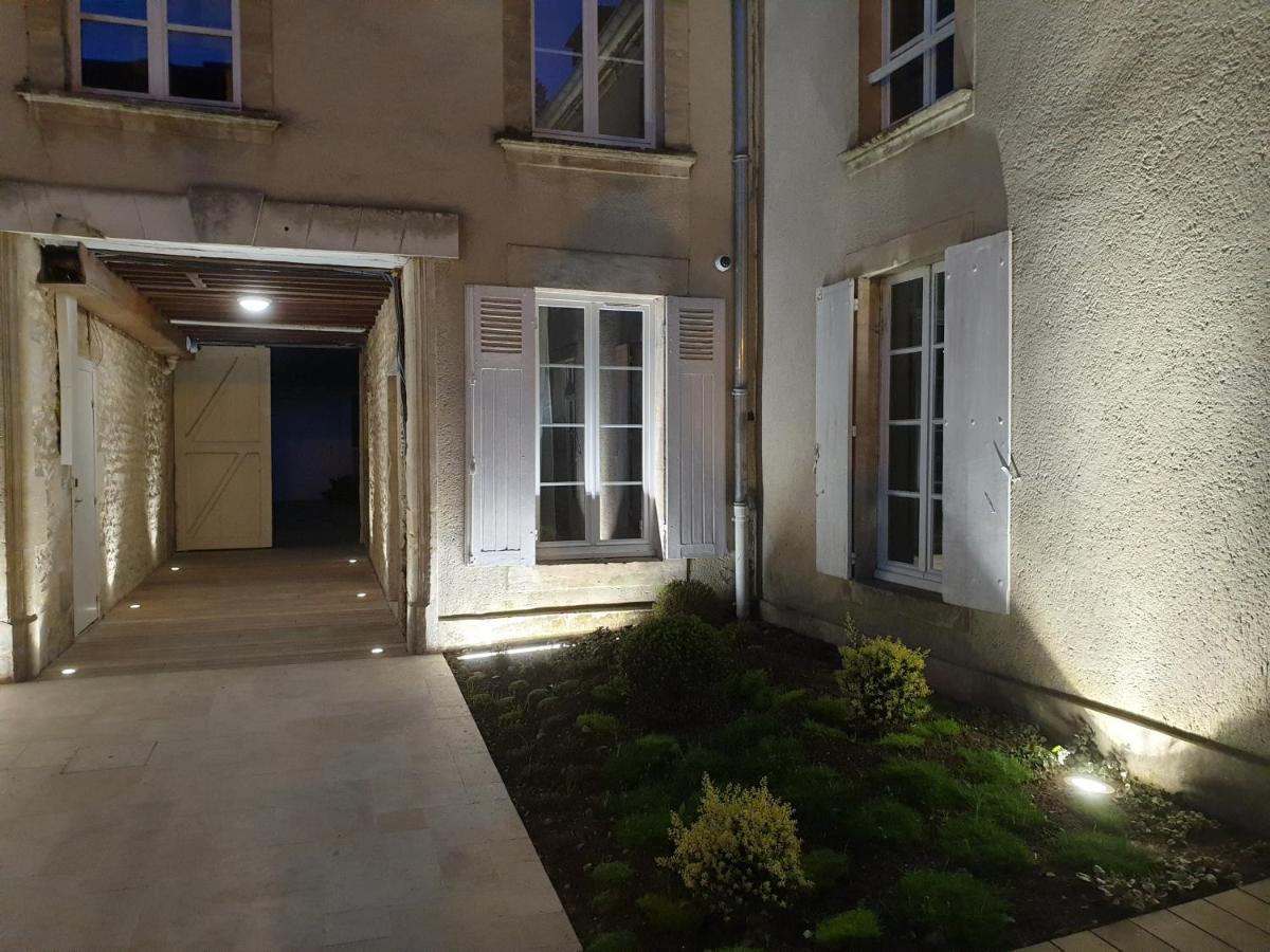 Au Loup Historic Apartments Bayeux Exterior foto